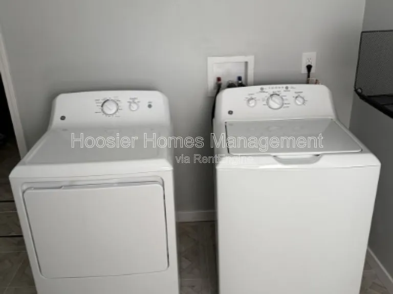 940 Jefferson Ave #1 — Photo 11