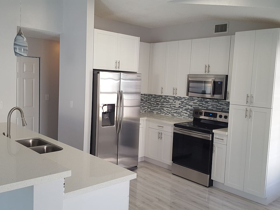 1st image of 16475 NW 18th St