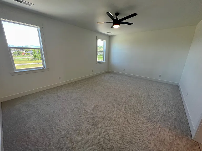 210 Bogey Ln — Photo 18