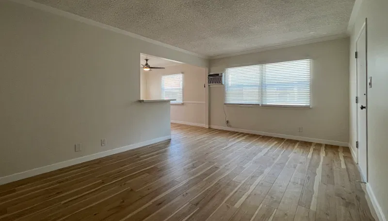 2 bed, 836 sqft, $2,295 — Photo 4