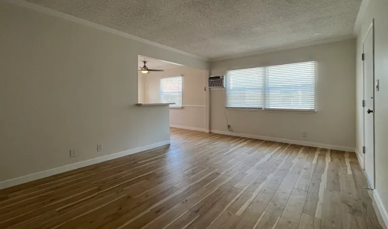 4710 Vantage Ave #4 — Photo 5