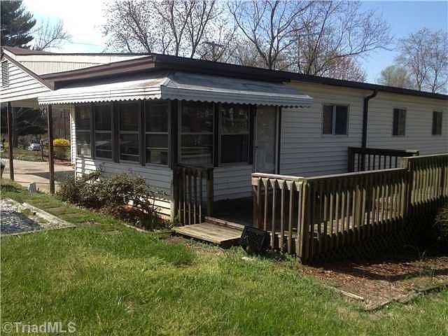 2nd image of 3812 Halifax Rd