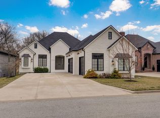 3806 E Cypress Point St, Springfield, MO 65802