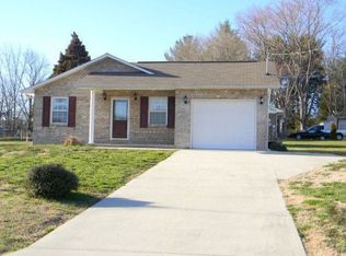 140 Julie Ln, Lenoir City, TN 37771