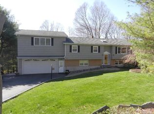 23 Longdale Rd, Mahopac, NY 10541