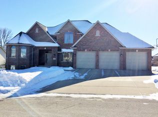 1425 Wexford Ln, Green Bay, WI 54313