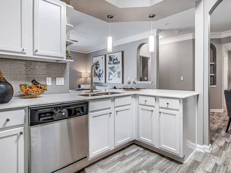 Vista 121 — Photo 1