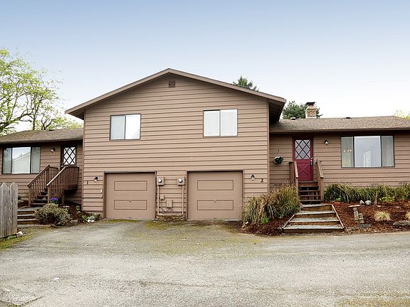 2nd image of 574 Luhn Ave