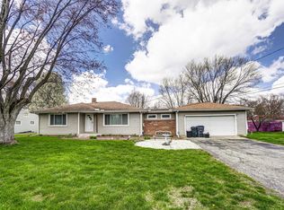 2884 Alkire Rd, Grove City, OH 43123