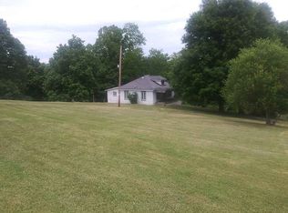 2977 Elk Knob Rd, Hinton, WV 25951