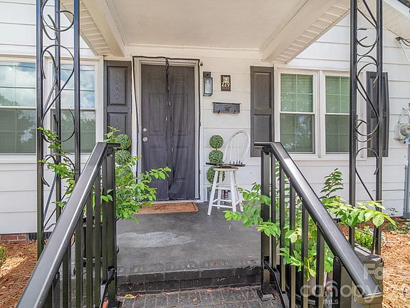 3rd image of 229 Acl Ave