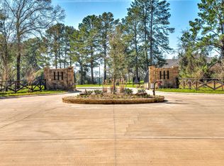 2 Homestead Hill Rd, New Waverly, TX 77358