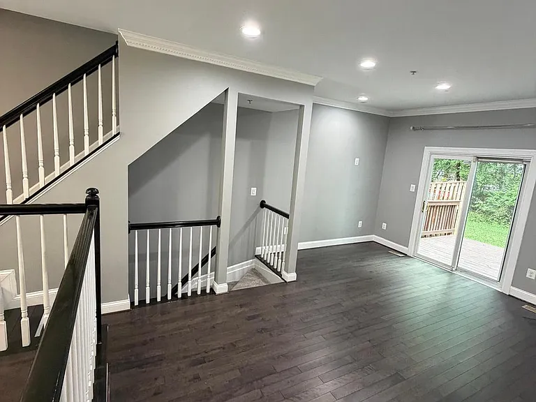 3423 Lindenwood Dr — Photo 5