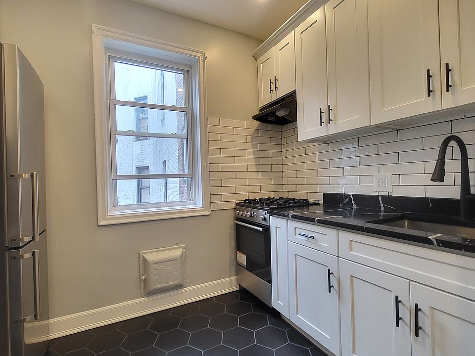 1st image of 128 W 138th St #5C
