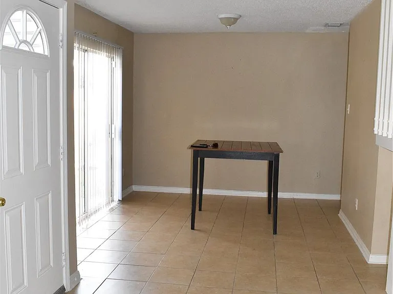 8903 Kalewood Dr — Photo 11