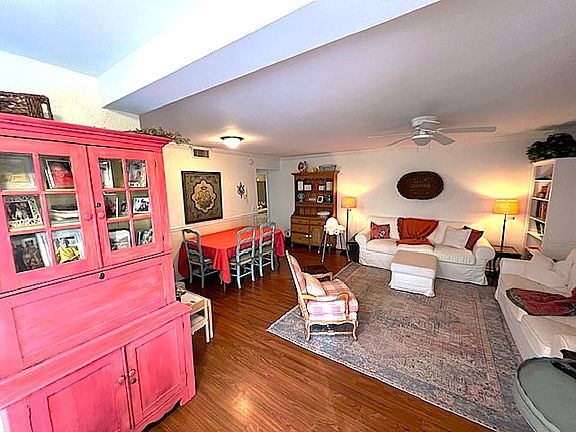 3rd image of 2912 Saint Johns Ave APT 9