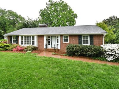 732 Barnesdale Rd, Winston Salem, NC, 27106