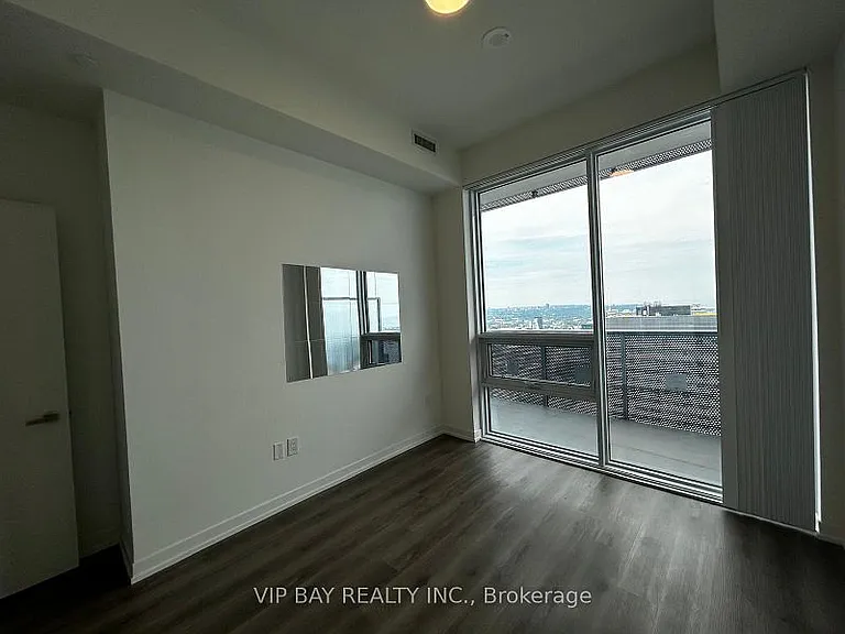 138 Downes St #5905 — Photo 38