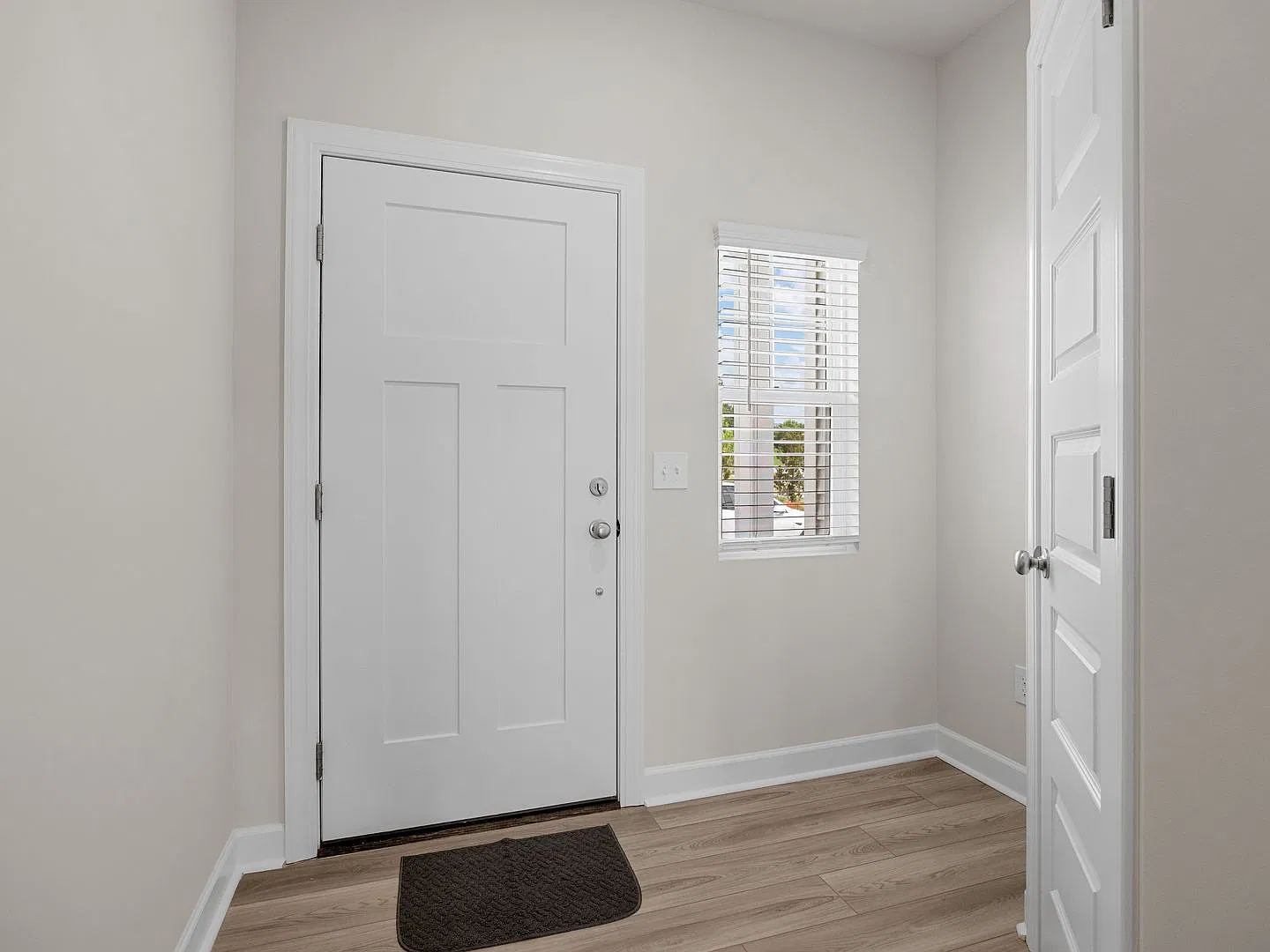 Modern Comfort Meets Southern Charm Townhome in Reidville, SC! — Photo 3