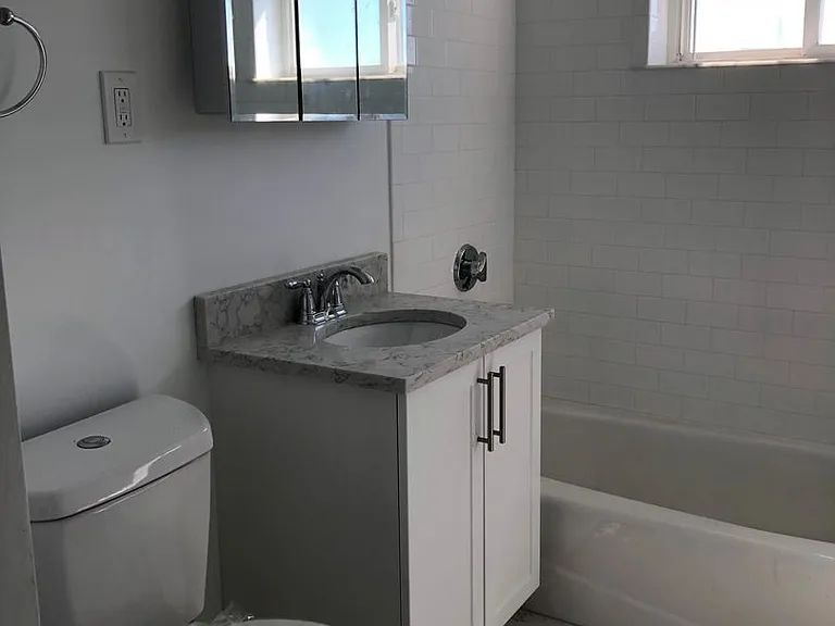 16 Westford St #8A — Photo 11