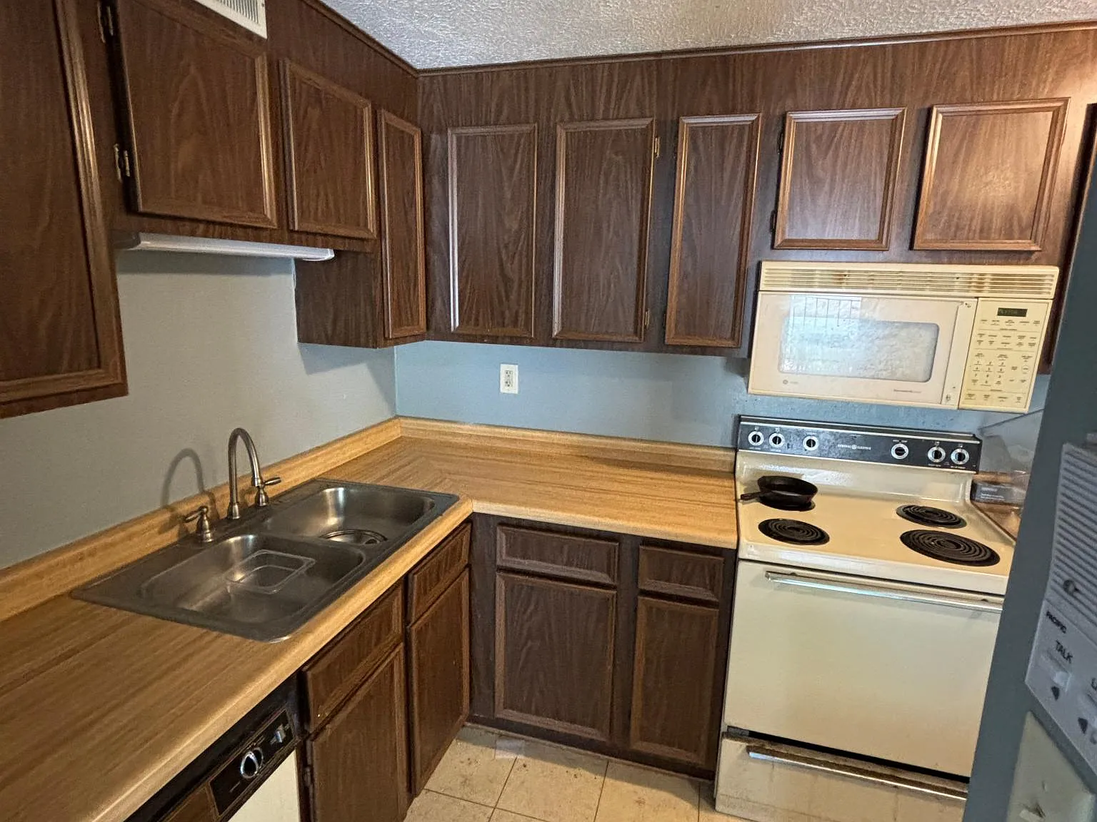 241 Coxcomb Hill Road — Photo 1