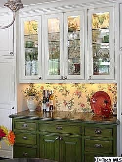 kitchen hutch - builtin
