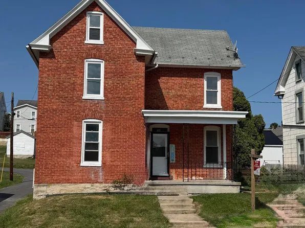 130 Hamilton Ave, Waynesboro, PA 17268