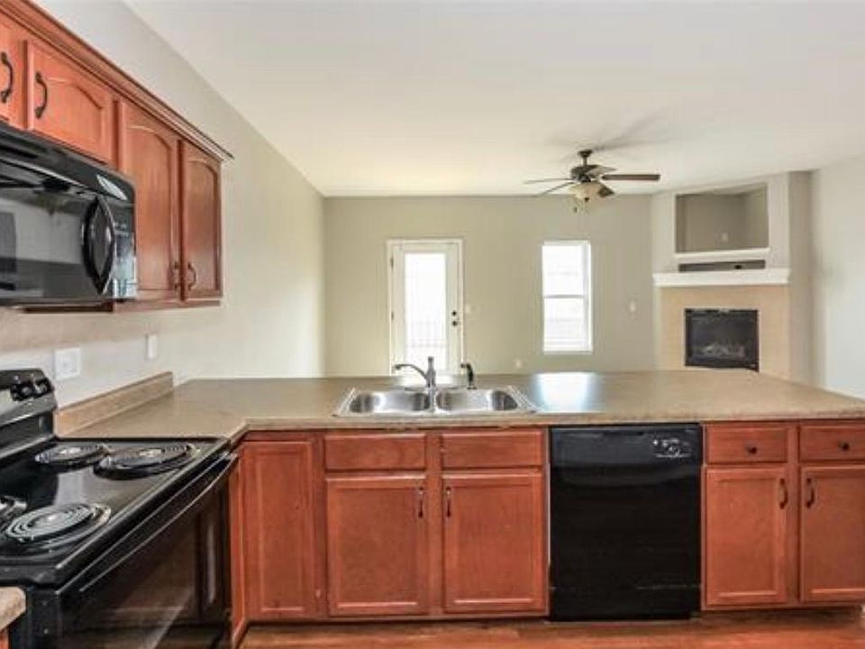 9417 N Amoret Ave, Kansas City, MO 64154 Zillow