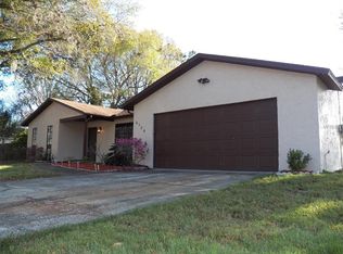 6126 Broken Arrow Dr, New Port Richey, FL 34653