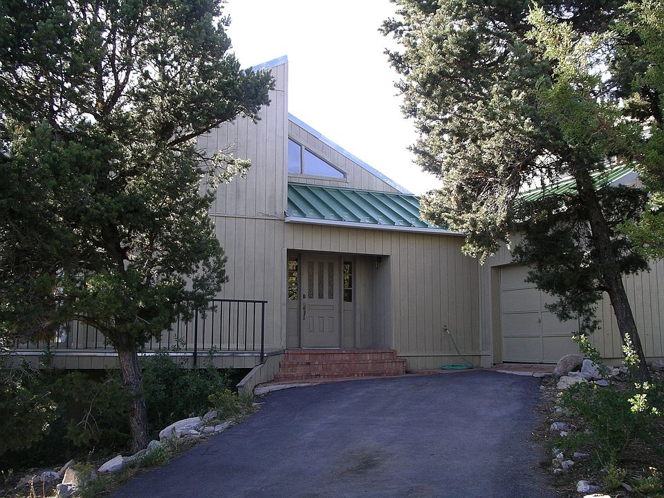 Entry thru the trees