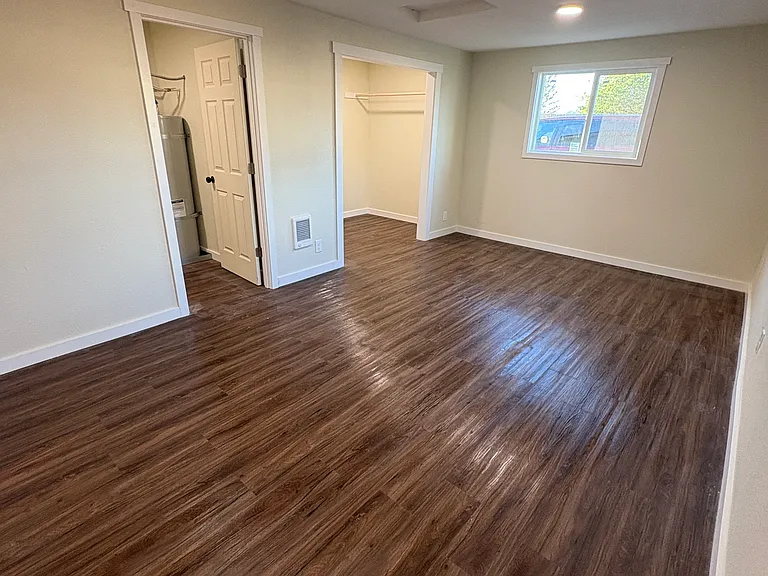 1462 Cascade Dr — Photo 11