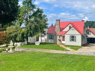 141 N Madison St, Marion, NC 28752