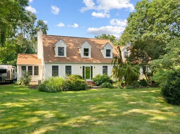 7 Doyle Road, Waterford, CT 06385