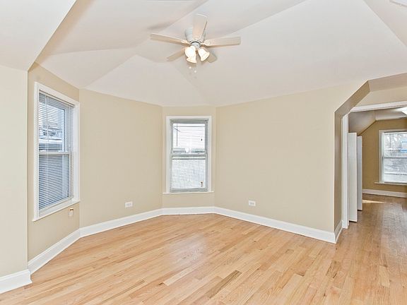5th image of 3842 N Southport Ave #2JS