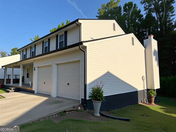 2691 Old South Dr, Jonesboro, GA 30236