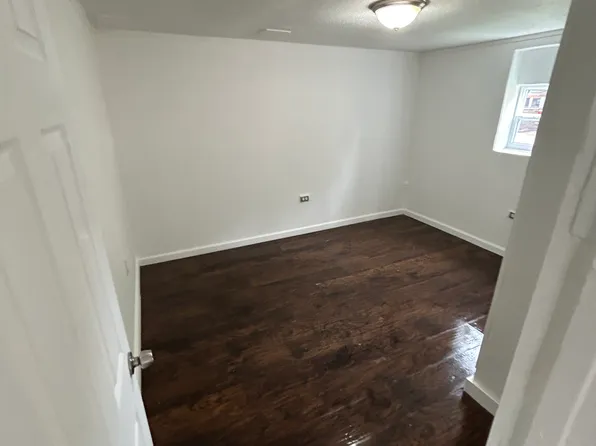 106 W Shoal St, Pulaski, TN 38478