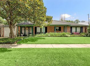 4010 Essex Ln, Houston, TX 77027
