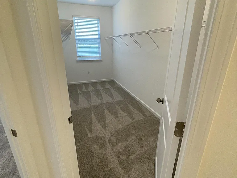 711 Cherry Elm Dr — Photo 21