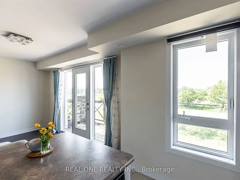 50 Dunsheath Way #603 — Photo 5