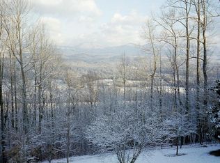 120 Westview Ln, Oak Ridge, TN 37830