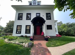 45 College Ave SE APT 4, Grand Rapids, MI 49503