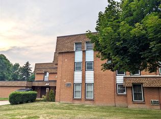 6299 Thornberry Cres #294, Windsor, ON N8T 3A5
