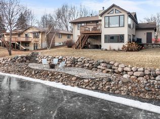 5896 Stephen Cir, Shoreview, MN 55126