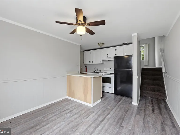 151 Chadwick Ave — Photo 4
