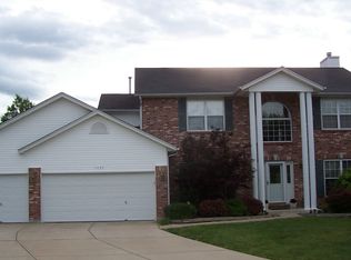 1755 Chestnut Farms Ct, Fenton, MO 63026