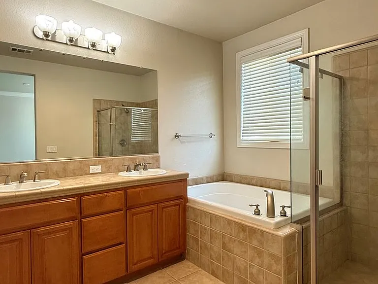 1217 Avenida Benito — Photo 11
