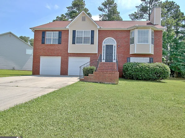 10592 Marigold Ct, Hampton, GA 30228