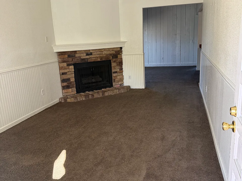 4962 Harrison St