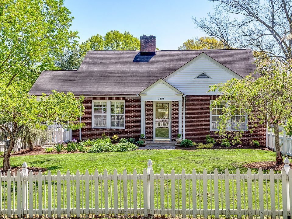 1st image of 2418 Highland Dr