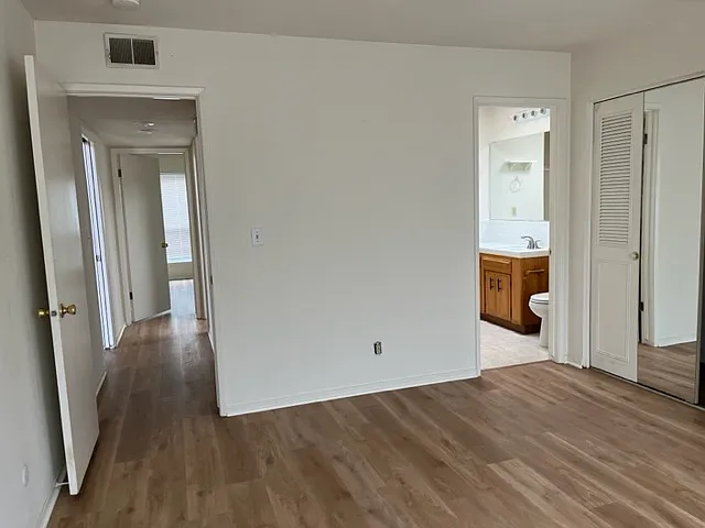 225 Butte Dr #B — Photo 10
